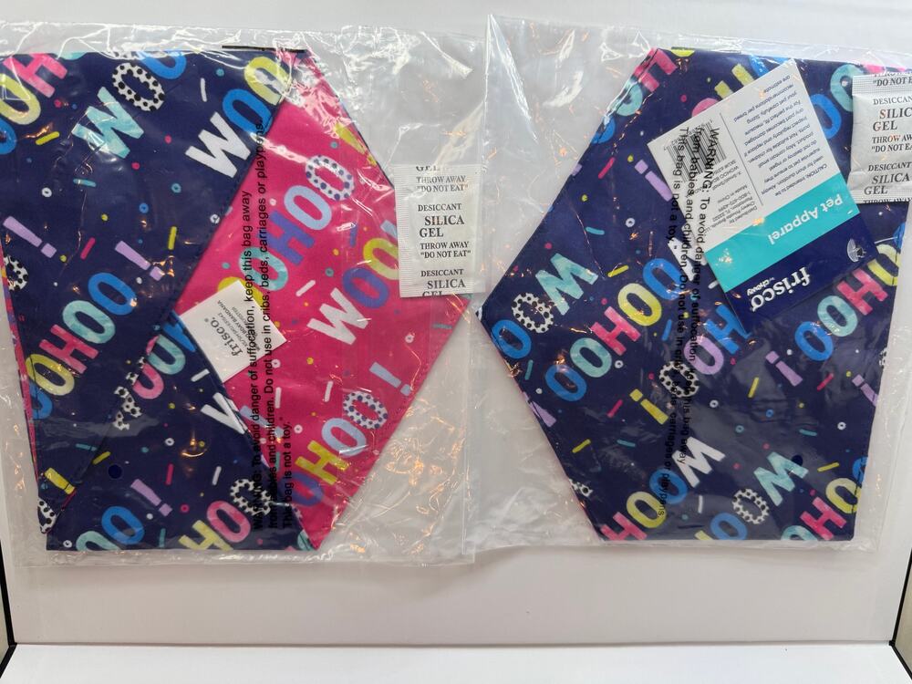NIB Dog Bandanas (2)